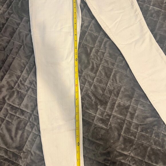 MOTHER DENIM - High Waisted Looker - Ankle Fray, Wash - Whipping the Cream 28 - Picture 4 of 6